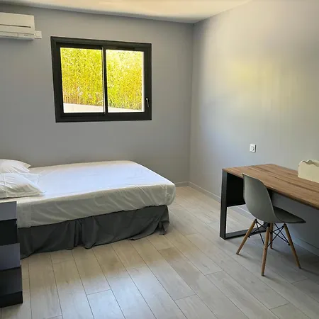 Location Maison Contemporaine, Piscine, 6-8 Couchages 빌라